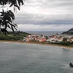 シャレー La Del Abuelo En La Aldea Cerca Del Mar サンタマルタ・デ・オルティゲイラ