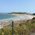 La Del Abuelo En La Aldea Cerca Del Mar * サンタマルタ・デ・オルティゲイラ