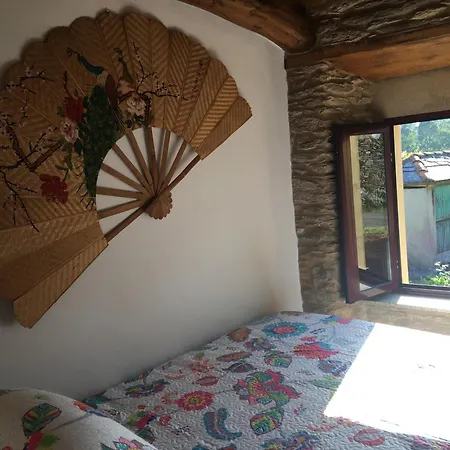 La Del Abuelo En La Aldea Cerca Del Mar *