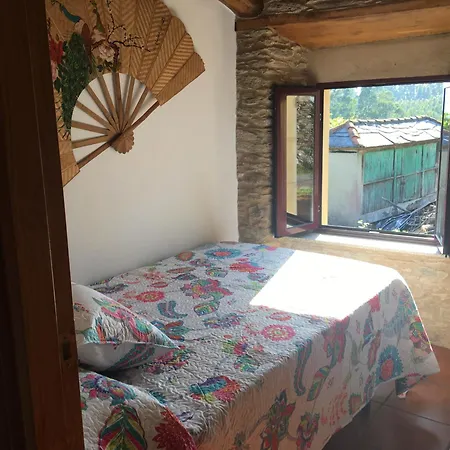 Alpstuga La Del Abuelo En La Aldea Cerca Del Mar