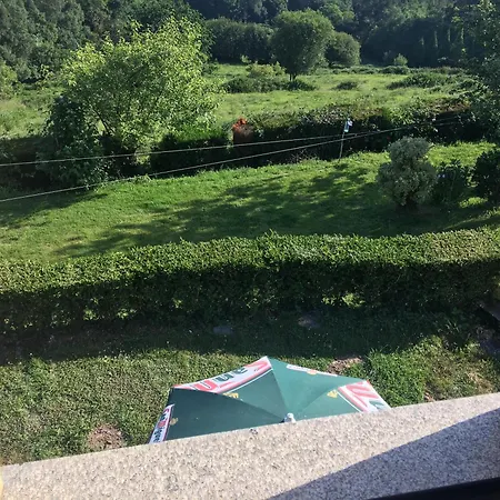 Alpstuga La Del Abuelo En La Aldea Cerca Del Mar